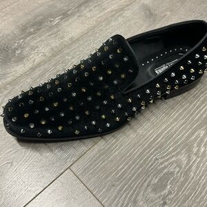 Stacy Adams Black Loafer Spiked silver and gold